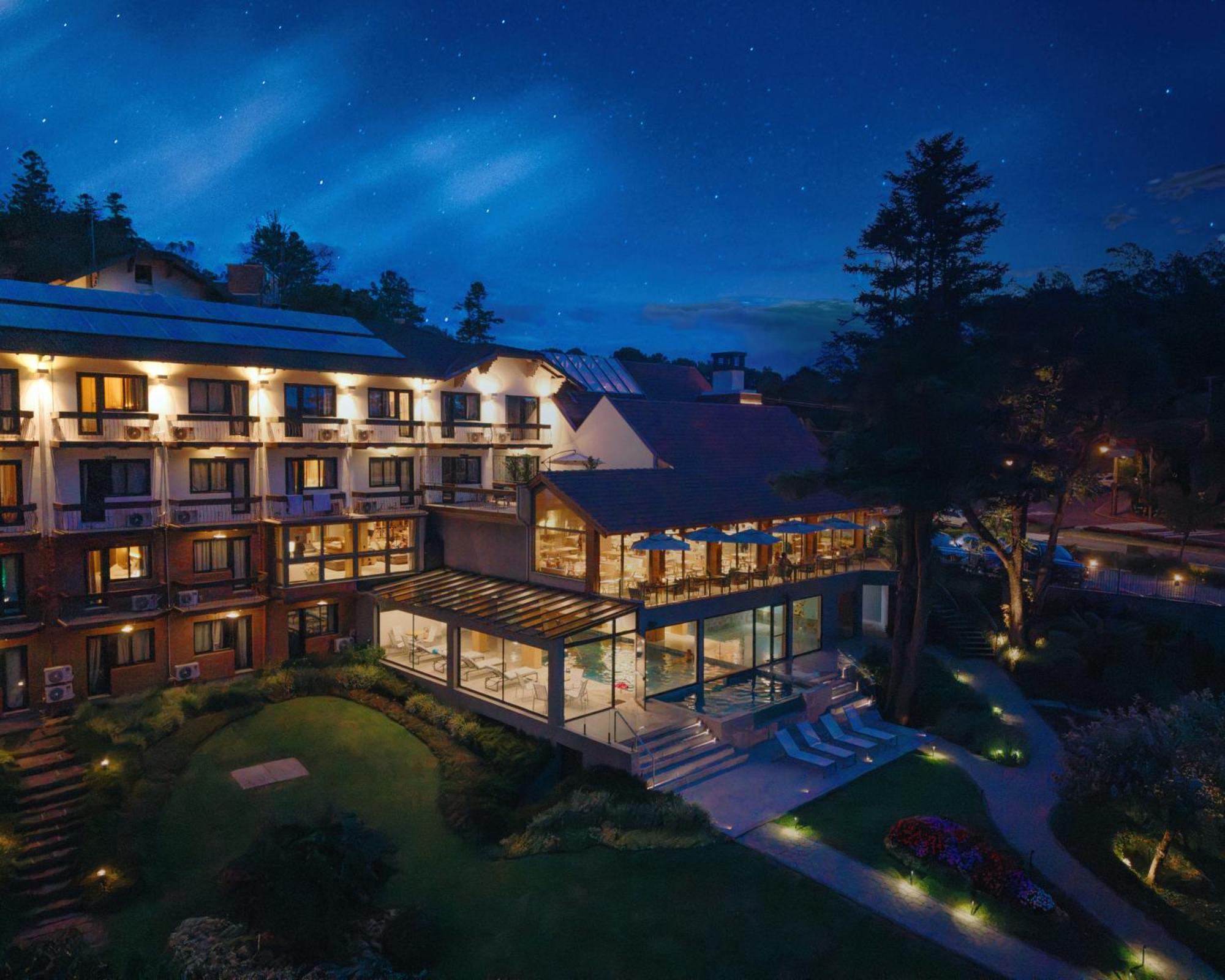 Hotel Alpestre Грамаду Экстерьер фото